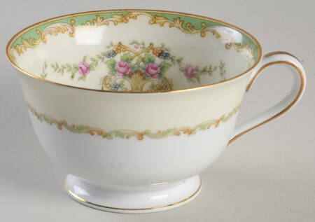 Greenbrier Footed Cup