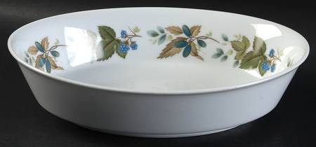 Greenbriar 9" Oval Vegetable Bowl