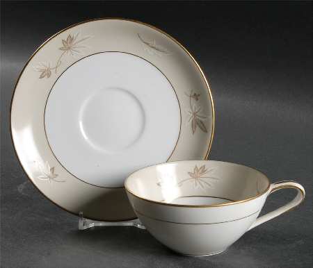 Grenoble Flat Cup & Saucer Set