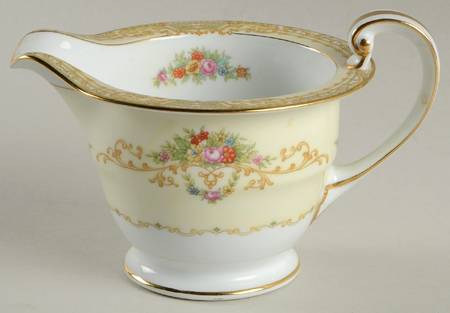 Grenadier Creamer