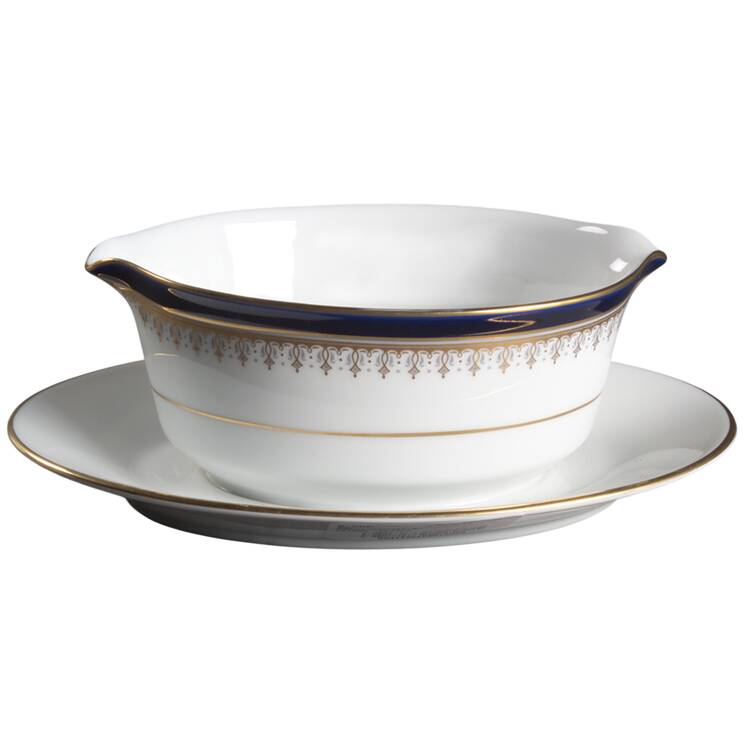 Grand Monarch Gravy Boat with Attached Underplate