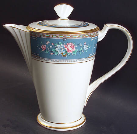 Grand Terrace Coffee Pot & Lid