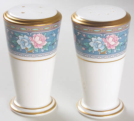 Grand Terrace Salt & Pepper Set