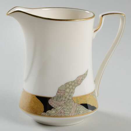 Grand Vision Creamer