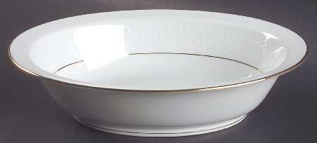 Guenevere 10" Oval Vegetable Bowl
