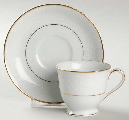 Guenevere Flat Demitasse Cup & Saucer Set