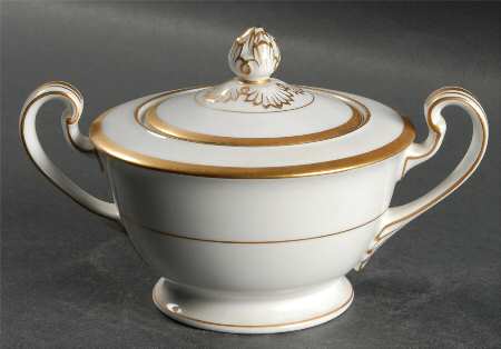Gwendolyn Sugar Bowl & Lid