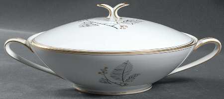 Gwynne Round Covered Vegetable