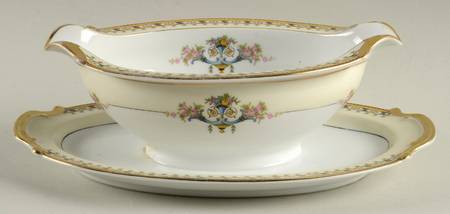 Hacienda Gravy Boat with Attached Underplate