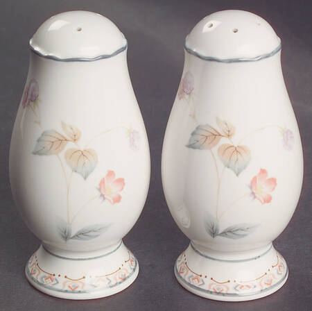 Harris Grove Salt & Pepper Set