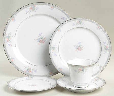 Hailey 5 Piece Place Setting
