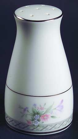 Hailey Pepper Shaker