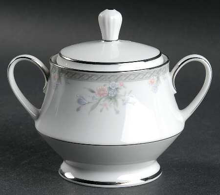 Hailey Sugar Bowl & Lid