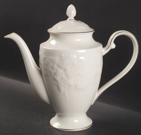 Halls of Ivy (Gold Trim) Coffee Pot & Lid