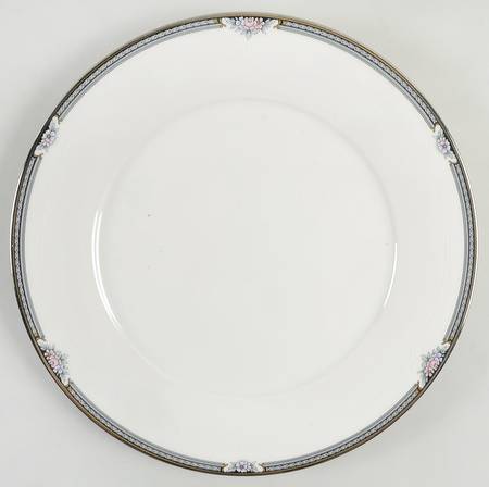 Halifax 12" Chop Plate (Round Platter)