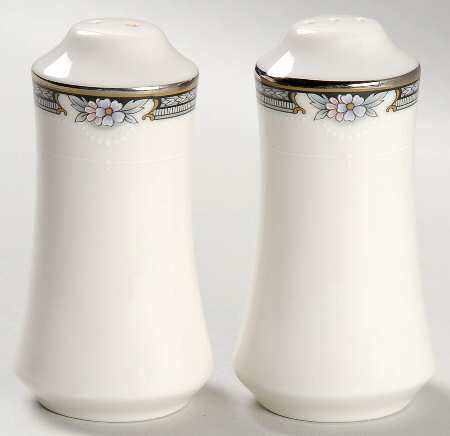 Halifax Salt & Pepper Set
