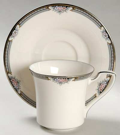 Halifax Flat Cup & Saucer Set