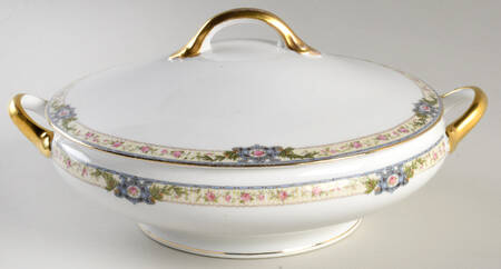 Hanover Round Covered Vegetable