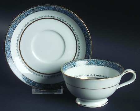 Harcourt Footed Cup & Saucer Set