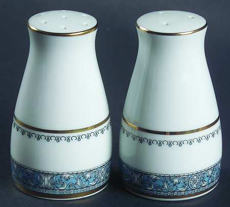 Harcourt Salt & Pepper Set