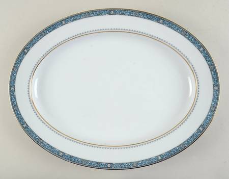 Harcourt 16" Oval Serving Platter