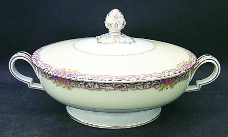 Harmony (Gold Trim) Round Covered Vegetable