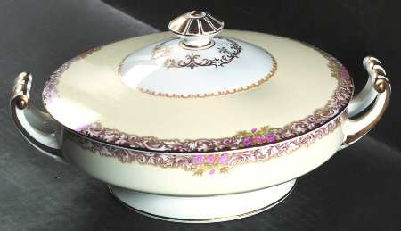 Harmony (Gold Trim) Round Covered Vegetable