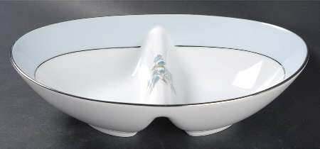 Harvard Rose 10" Oval Divided Vegetable Bowl
