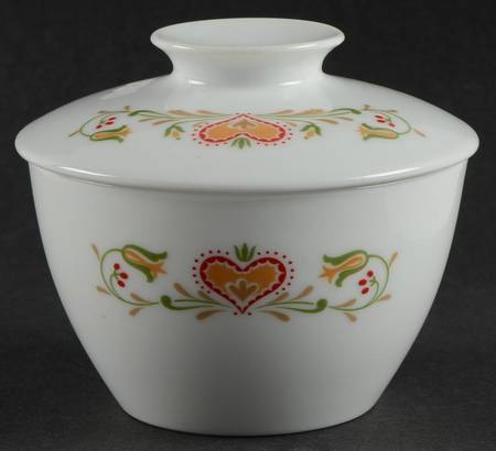 Hartsdale Sugar Bowl & Lid
