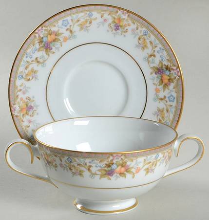Harvesting Footed Cream Soup Bowl & Cup Saucer Set