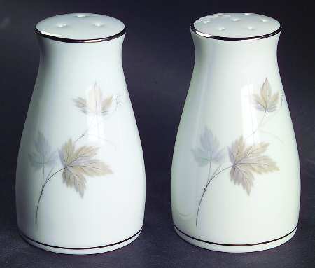 Harwood Salt & Pepper Set