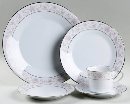 Harwyn 5 Piece Place Setting