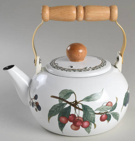 Harvest Treasure Metal Kettle & Lid