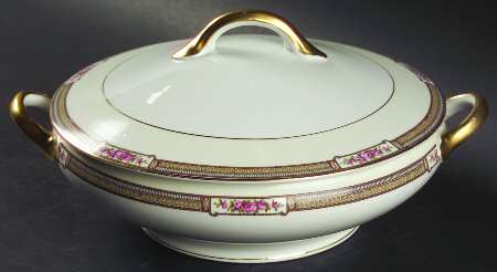 Haverford Round Covered Vegetable