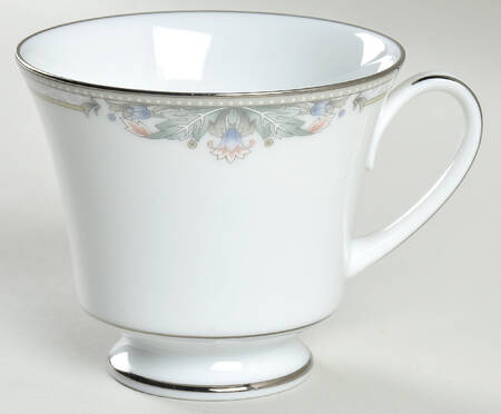 Heatherwood Footed Cup