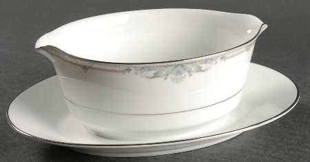 Heatherwood Gravy Boat with Attached Underplate