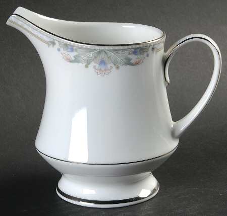 Heatherwood Creamer