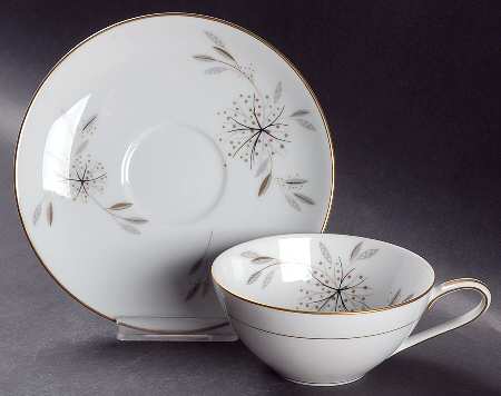 Helene Flat Cup & Saucer Set