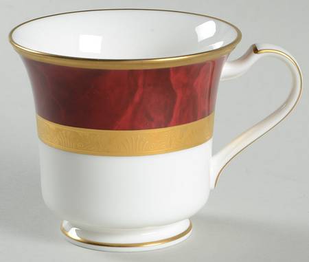 Hemingway Footed Cup