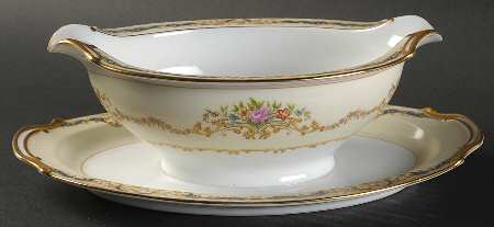 Hermione Gravy Boat with Attached Underplate