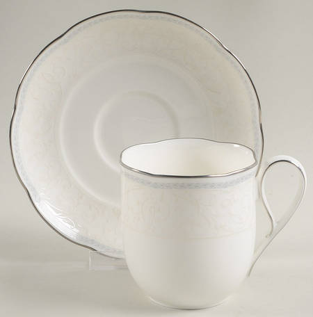 Hermitage Flat Cup & Saucer Set
