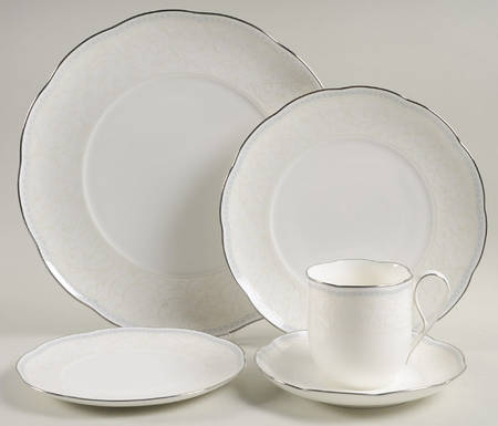 Hermitage 5 Piece Place Setting