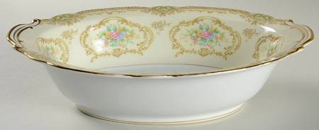 Hertha 9" Oval Vegetable Bowl