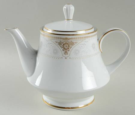 Highclere Teapot & Lid