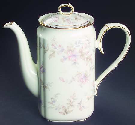 Highland Park Coffee Pot & Lid