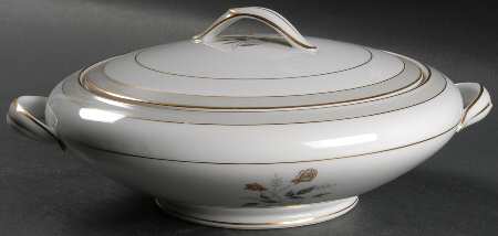 Holbrook (Gold Trim) Round Covered Vegetable