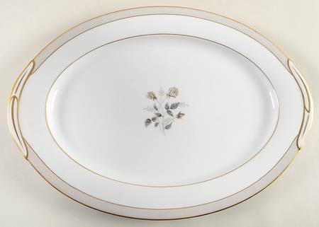 Holbrook (Gold Trim) 16" Oval Serving Platter
