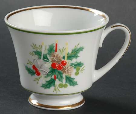Holly Footed Cup