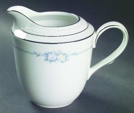 Holloway Creamer