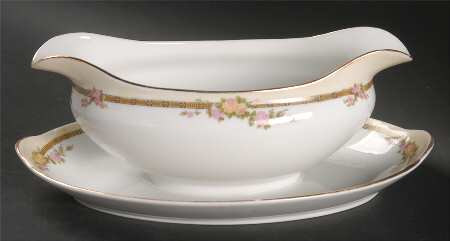 Hollywood Gravy Boat with Attached Underplate